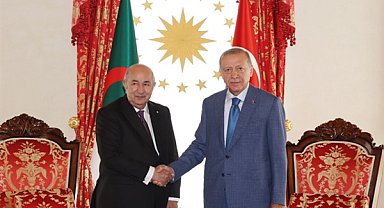 Cumhurbaşkanı Erdoğan, Cezayir Cumhurbaşkanı Tebbun ile bir araya geldi