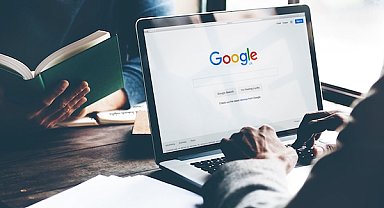 Google'ın başı sahte sitelerin listelendiği arama sonuçlarıyla dertte