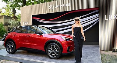 Hadise, Lexus ile sıra dışı bir gün yaşadı