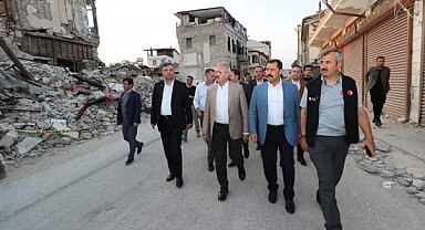İçişleri Bakan Yardımcısı Karaloğlu ve Vali Masatlı, Kurtuluş Caddesi’nde inceleme yaptı
