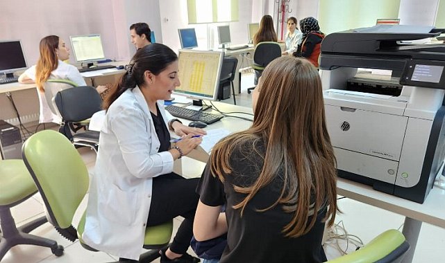 Manisalı gençlere MABEM'den tercih danışmanlığı