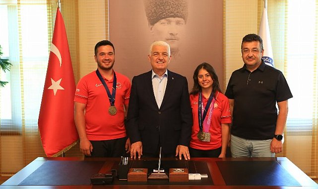 Muğla'nın gururu okçulardan Başkan Gürün'e ziyaret