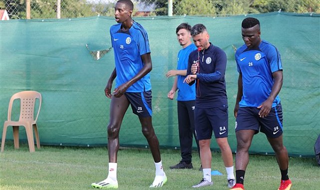 Şanlıurfaspor'un yeni transferleri kampa katıldı
