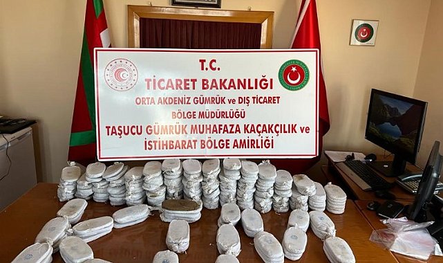 Taşucu Limanı'nda eş zamanlı uyuşturucu operasyon