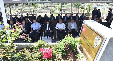 Vali Çiçek ve Başkan Büyükkılıç’tan 15 Temmuz şehidi Doğanay’a ziyaret