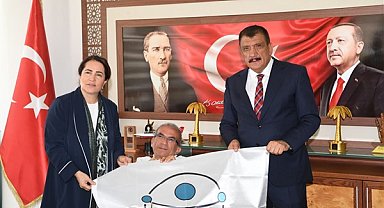 Başkan Gürkan, Bakan Yardımcısı Madak’ı makamında ağırladı