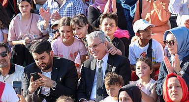 Başkan Yüce, sanat ve eğlence tutkunlarına seslendi