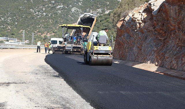 Bodrum genelinde yol yapım çalışmaları yapılıyor