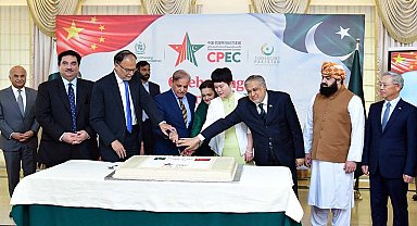 Çin-Pakistan Ekonomik Koridoru'nun 10. yılı nedeniyle Pakistan'da kutlama