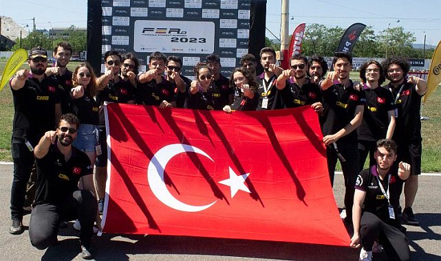 DEÜ'nün formula ekibi Romanya'da fırtına estirdi