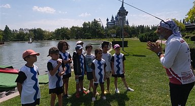 Eskişehir’de çocuklara yönelik optimist tekne eğitimleri