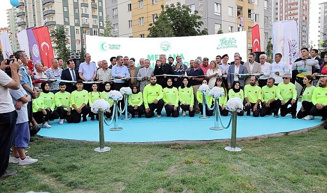 Kayseri Talas'ta Mevlana Meydanı açıldı
