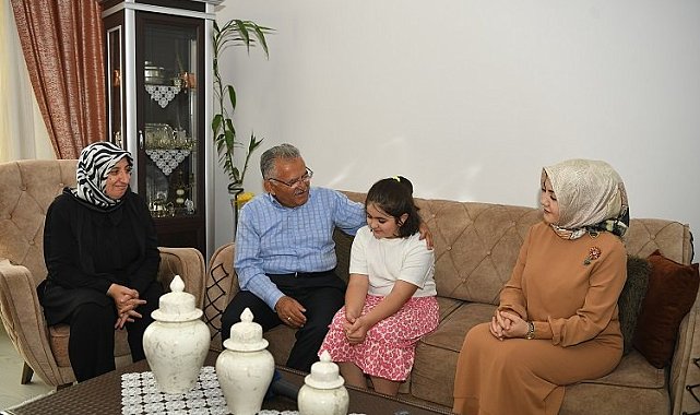 Memduh Büyükkılıç'tan 'özel 'ziyaret