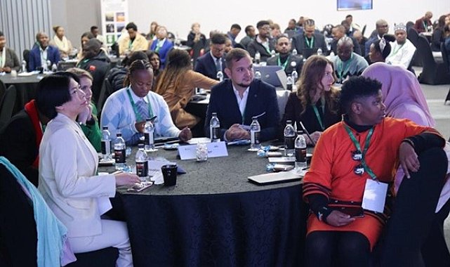 Rosatom heyeti BRICS’in 5’inci Gençlik Enerji Zirvesi’ne katıldı