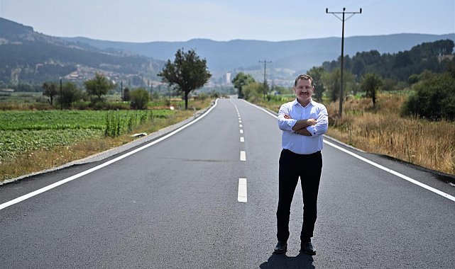 Sındırgı yollarına sıcak asfalt çalışması yapıldı