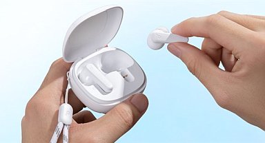 Soundcore kulaklık ve hoparlörlerden gelen eşsiz müzikle tatil keyfinizi artırın