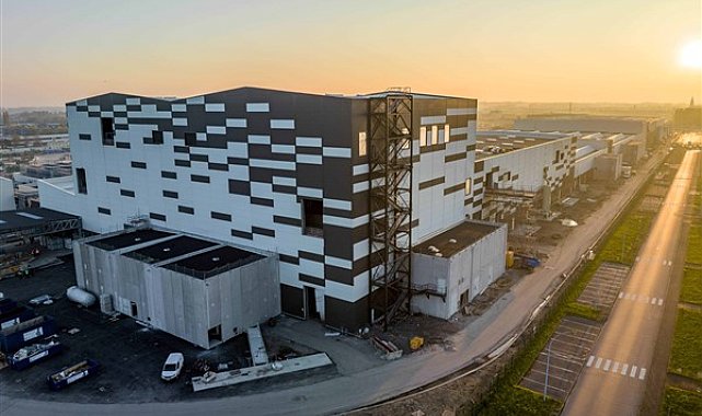 Stellantis, 2030 yılına kadar 75’ten fazla bataryalı elektrikli aracı pazara sunacak