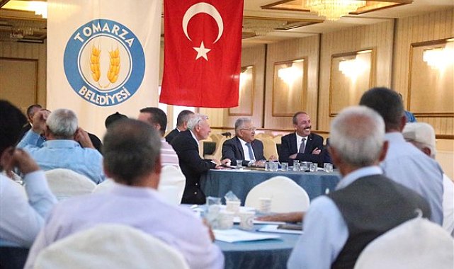 Başkan Büyükkılıç, Tomarza’da muhtarlarla buluştu