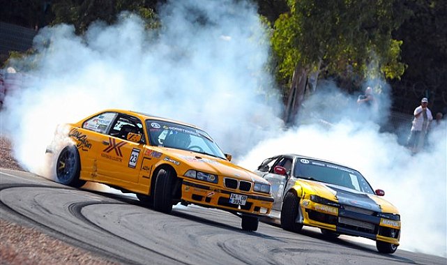 Drift heyecanı İzmir Park'ta yaşandı