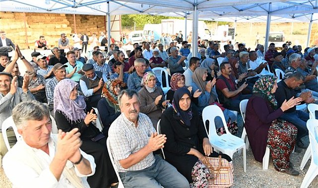 Dursunbeyli üreticiye damızlık küçükbaş hayvan desteği