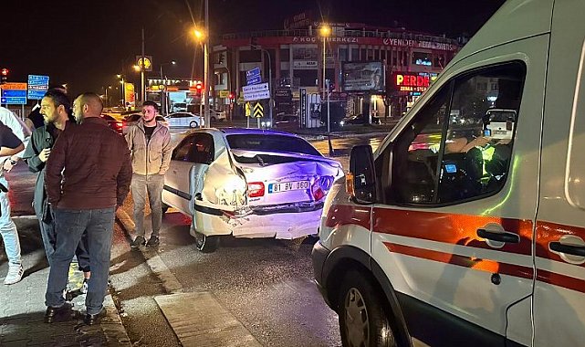 Düzce'de 2 otomobilin karıştığı kazada 2 kişi yaralandı