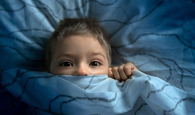 Gece korkusu yaşayan çocuklara 5 doğru yaklaşım