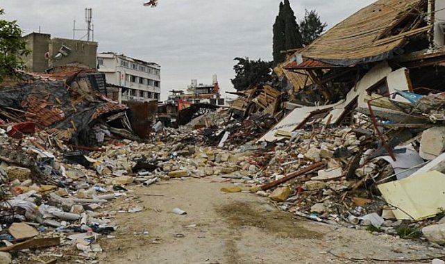 Hatay'da ağır hasarlı konutların su faturaları iptal edilecek