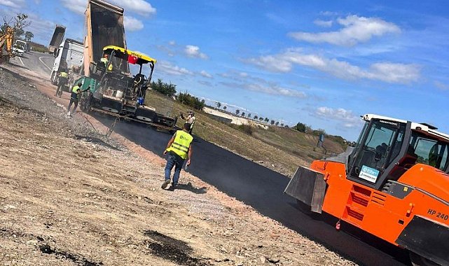 Kandıra Akçakese köy içi yolu genişletildi