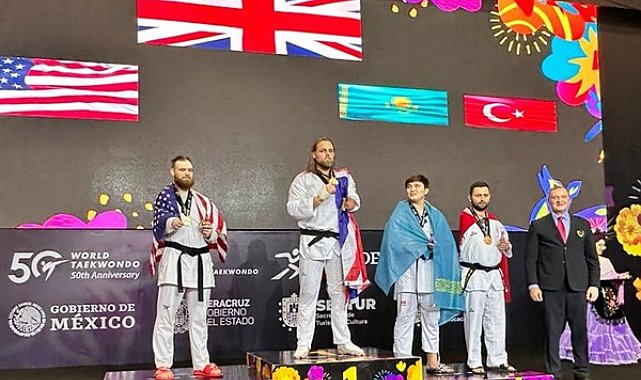 Konya Büyükşehir Belediyesporlu para tekvandocudan dünya üçüncülüğü