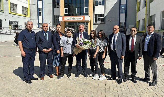 Mustafa Palancıoğlu'ndan öğrencilere altın öğütler