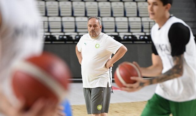 Potanın Tarzanları durmuyor