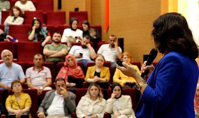 Sakarya'da YADEM konferansları 'Alzheimer' ile başladı