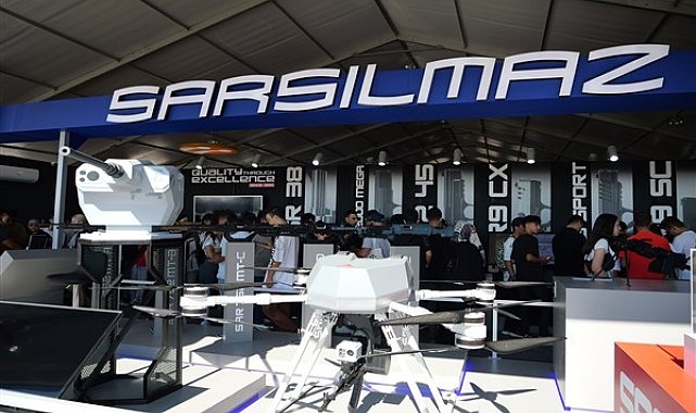 SARSILMAZ İzmir TEKNOFEST’te sahnede
