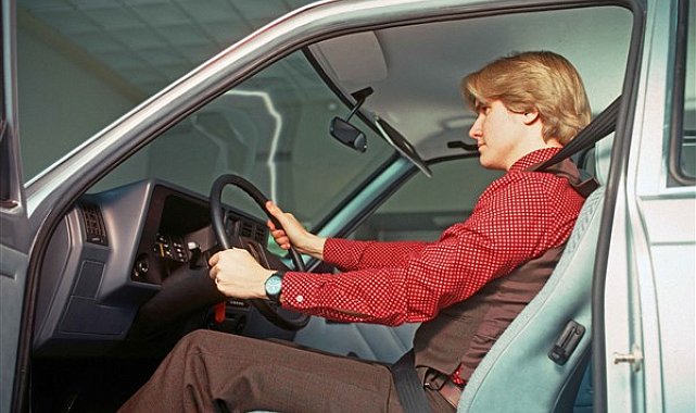 Tüm Opel araçları 50 yıldır emniyet kemeriyle donatılıyor