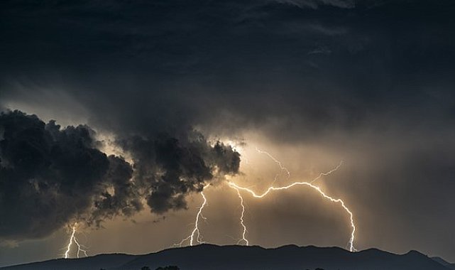 Uzmanlar fırtınaya karşı uyarıyor