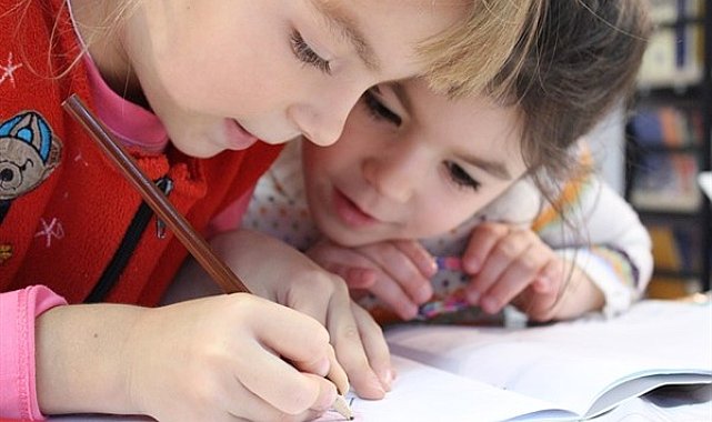 Yeşilay ''Okula Uyum Süreci ve Dijital Bağımsızlık'' webinarı düzenledi