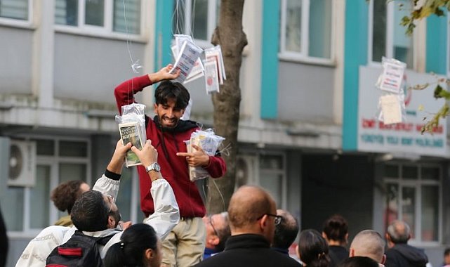5 bin kitabı 5 dakikada topladılar