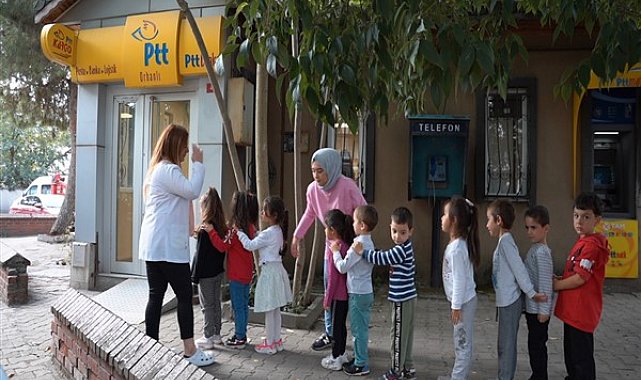 AÇEM’li çocuklar Dünya Posta Günü’nde Hatay’daki arkadaşlarını unutmadı