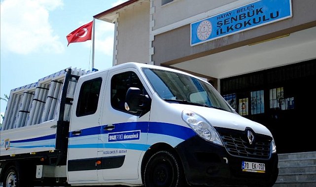 Afet bölgesindeki 100 okulun penceresi yenileniyor