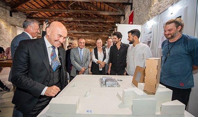 Başkanlık ve Şehir Meclisleri Fikir Projesi Yarışması’nın kazananları ödüllerini aldı