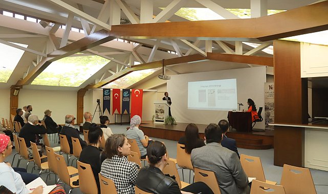“Bir Kent Sevdalısı Yılmaz Büyükerşen” oturumu tamamlandı
