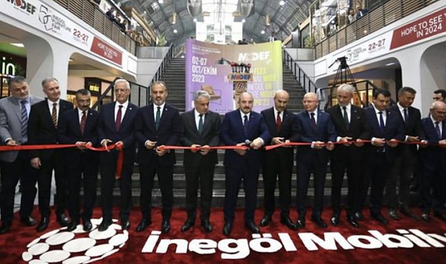 Bursa İnegöl'de 'Mobilya Şöleni' başladı