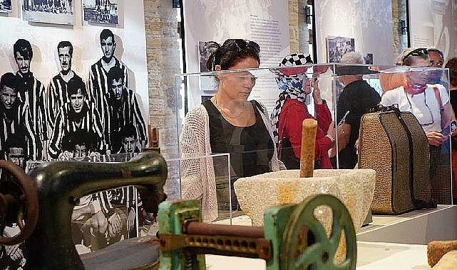 Çeşme'de 100 Yıla yakışır Cumhuriyet Korteji