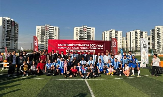 Cumhuriyetin 100. yılı futbol turnuvası yapıldı