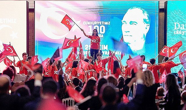 Darüşşafaka, Cumhuriyet'in 100. Yılında Nesilleri Buluşturdu