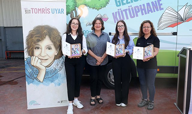 Fabrikada işçilere öykü molası