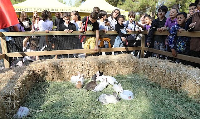 Gaziantep Büyükşehir, Dünya Hayvanları Koruma Günü’nde etkinlik düzenledi