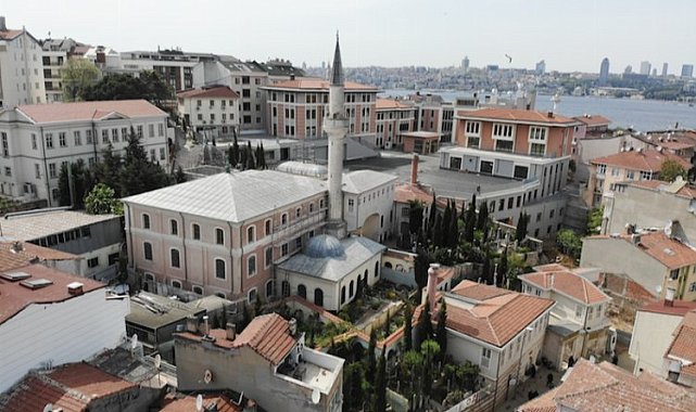 Hüdâyi Külliyesi faaliyetlerine başladı