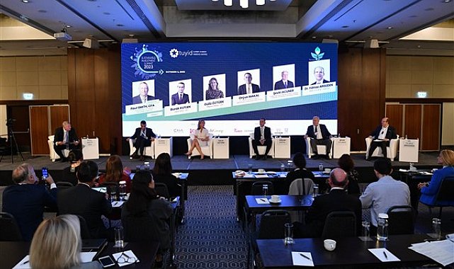 İş dünyasının yerli ve yabancı temsilcileri, Sürdürülebilir Yatırım Zirvesi’nde buluştu