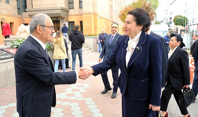 Kamu Görevlileri Etik Kurulu'ndan Başkan Büyükerşen’e ziyaret
